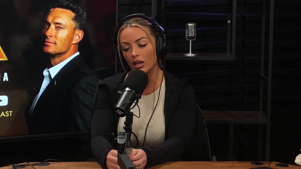 x2mate_com-Ep_15_-_Power_Alphas_Podcast__Chris_Van_Vliet___Mandy_Rose__mp40836.jpg