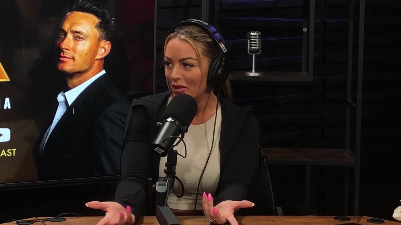 x2mate_com-Ep_15_-_Power_Alphas_Podcast__Chris_Van_Vliet___Mandy_Rose__mp40846.jpg