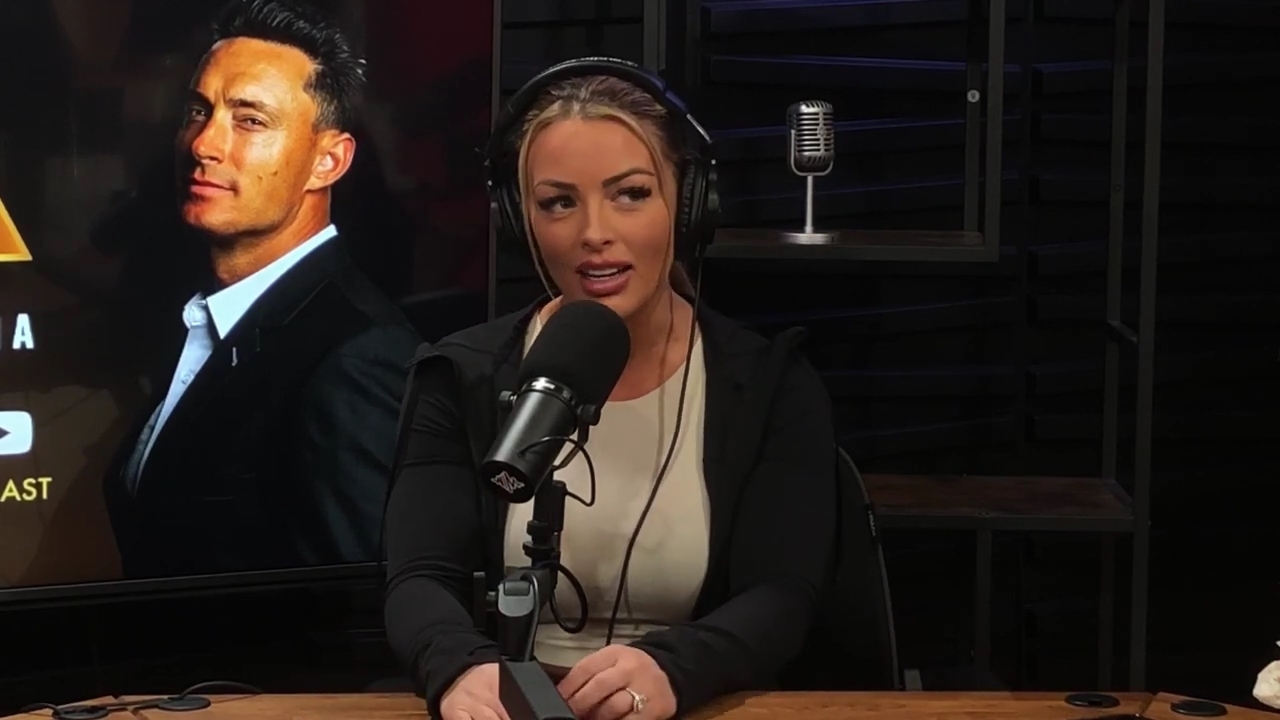 x2mate_com-Ep_15_-_Power_Alphas_Podcast__Chris_Van_Vliet___Mandy_Rose__mp40848.jpg