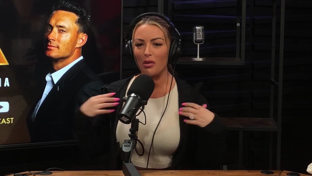 x2mate_com-Ep_15_-_Power_Alphas_Podcast__Chris_Van_Vliet___Mandy_Rose__mp40857.jpg