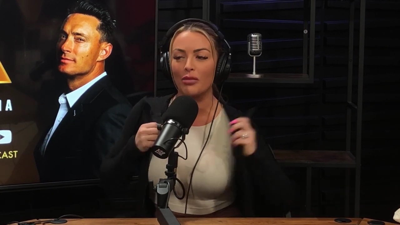 x2mate_com-Ep_15_-_Power_Alphas_Podcast__Chris_Van_Vliet___Mandy_Rose__mp40858.jpg