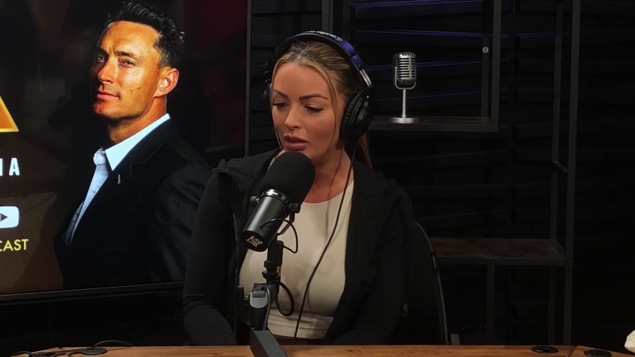 x2mate_com-Ep_15_-_Power_Alphas_Podcast__Chris_Van_Vliet___Mandy_Rose__mp40861.jpg