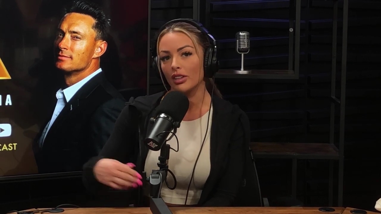 x2mate_com-Ep_15_-_Power_Alphas_Podcast__Chris_Van_Vliet___Mandy_Rose__mp40869.jpg