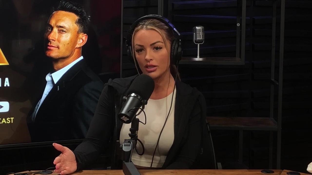 x2mate_com-Ep_15_-_Power_Alphas_Podcast__Chris_Van_Vliet___Mandy_Rose__mp40871.jpg