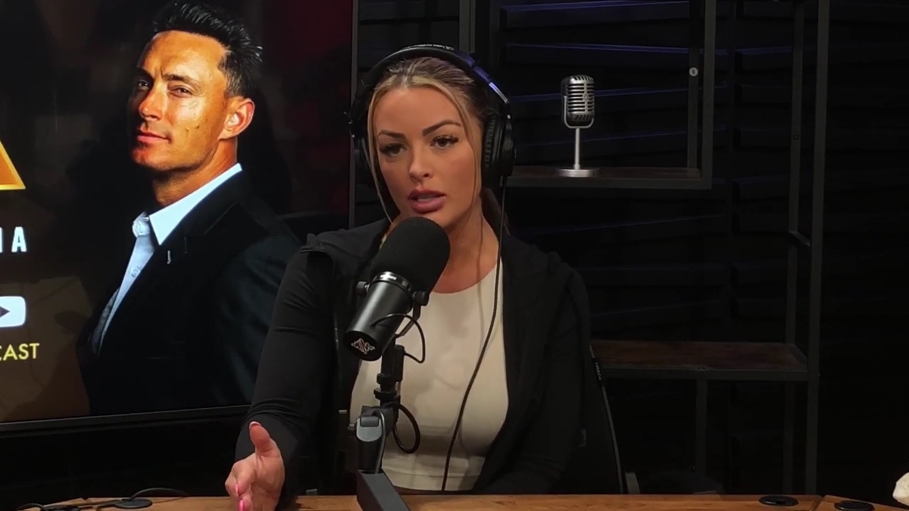 x2mate_com-Ep_15_-_Power_Alphas_Podcast__Chris_Van_Vliet___Mandy_Rose__mp40873.jpg