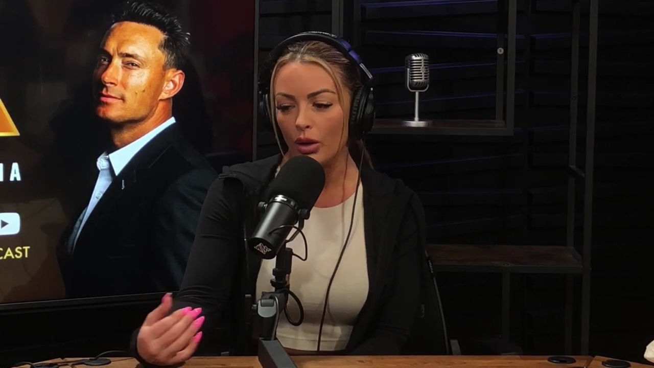 x2mate_com-Ep_15_-_Power_Alphas_Podcast__Chris_Van_Vliet___Mandy_Rose__mp40878.jpg