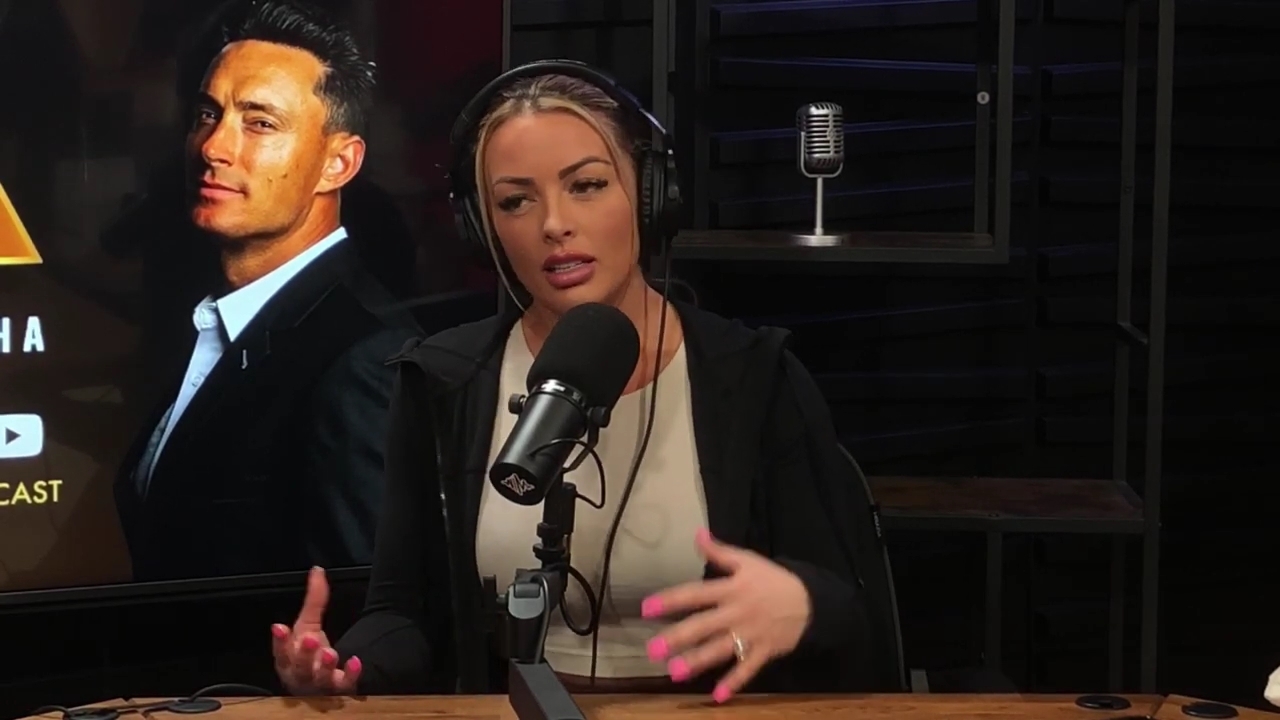 x2mate_com-Ep_15_-_Power_Alphas_Podcast__Chris_Van_Vliet___Mandy_Rose__mp40894.jpg