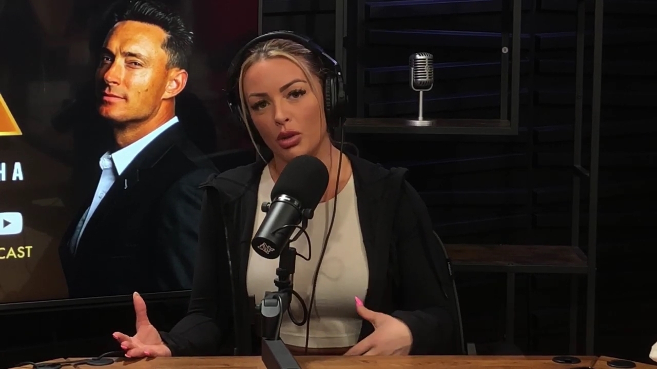 x2mate_com-Ep_15_-_Power_Alphas_Podcast__Chris_Van_Vliet___Mandy_Rose__mp40895.jpg