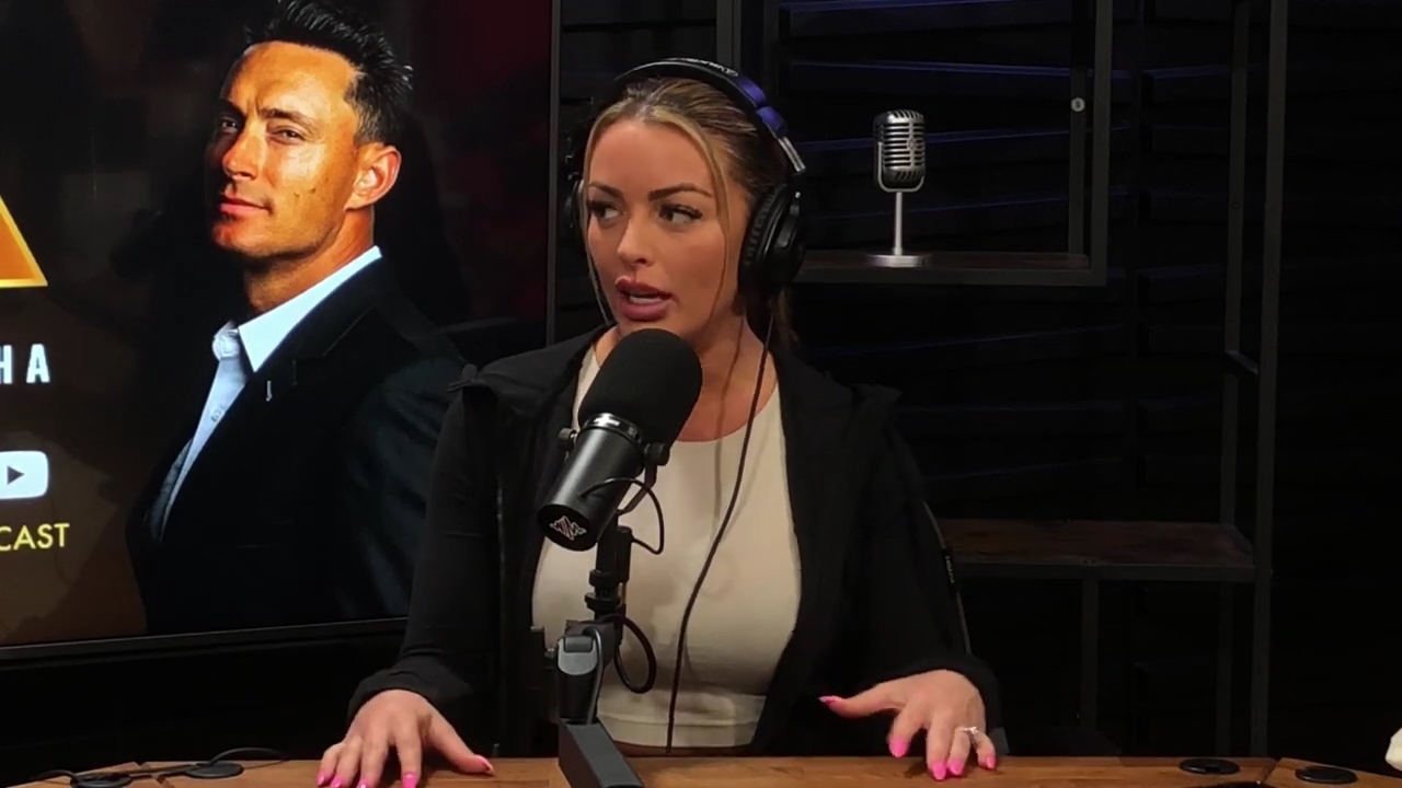 x2mate_com-Ep_15_-_Power_Alphas_Podcast__Chris_Van_Vliet___Mandy_Rose__mp40897.jpg