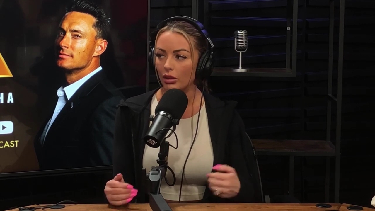 x2mate_com-Ep_15_-_Power_Alphas_Podcast__Chris_Van_Vliet___Mandy_Rose__mp40902.jpg