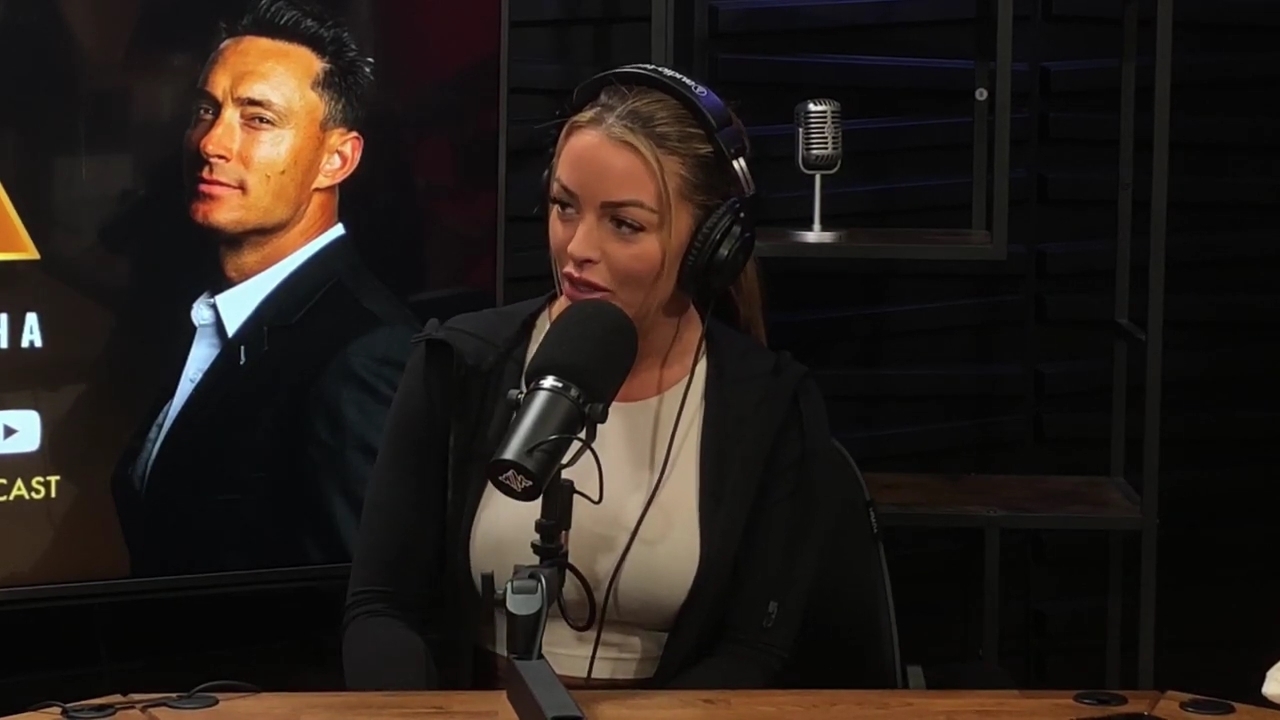 x2mate_com-Ep_15_-_Power_Alphas_Podcast__Chris_Van_Vliet___Mandy_Rose__mp40909.jpg