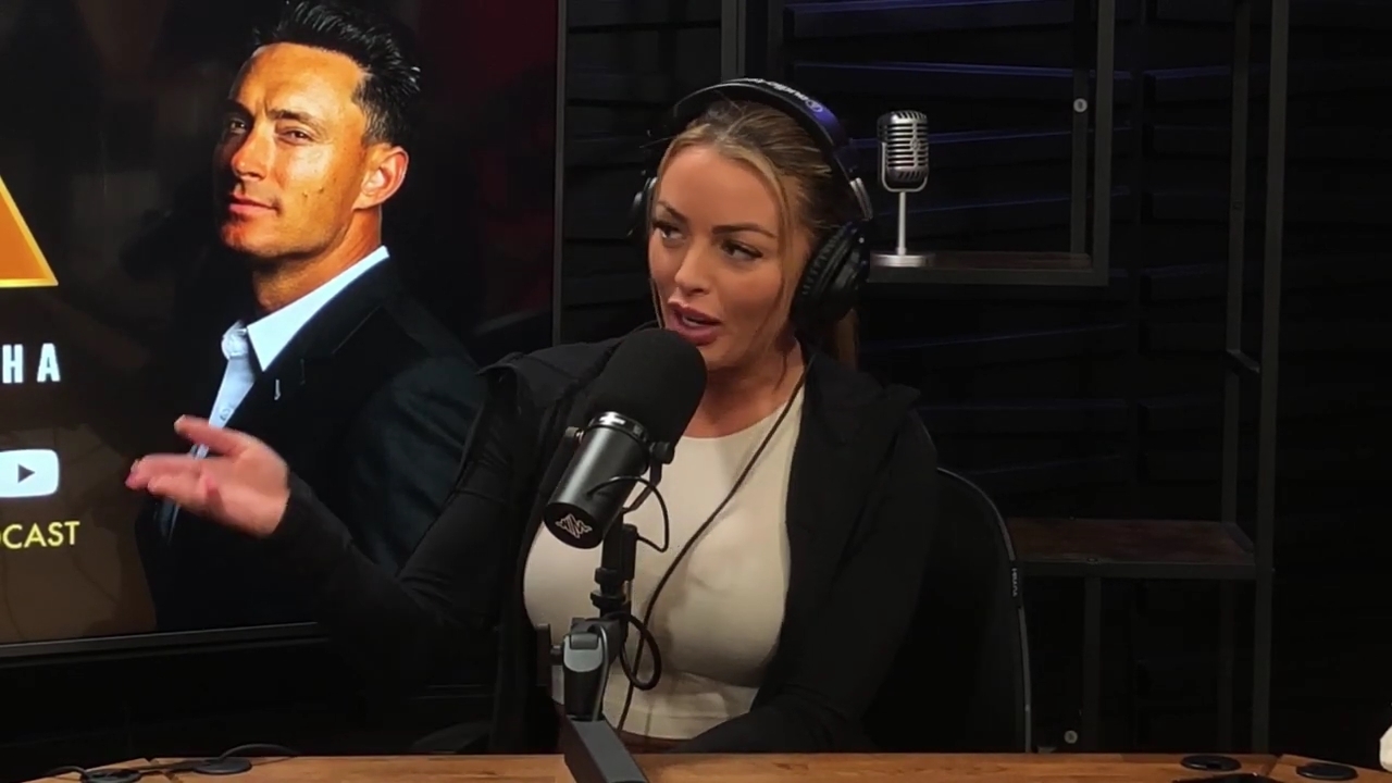 x2mate_com-Ep_15_-_Power_Alphas_Podcast__Chris_Van_Vliet___Mandy_Rose__mp41041.jpg