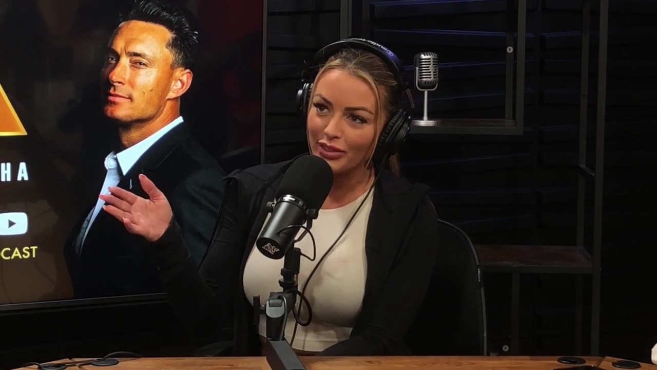 x2mate_com-Ep_15_-_Power_Alphas_Podcast__Chris_Van_Vliet___Mandy_Rose__mp41042.jpg