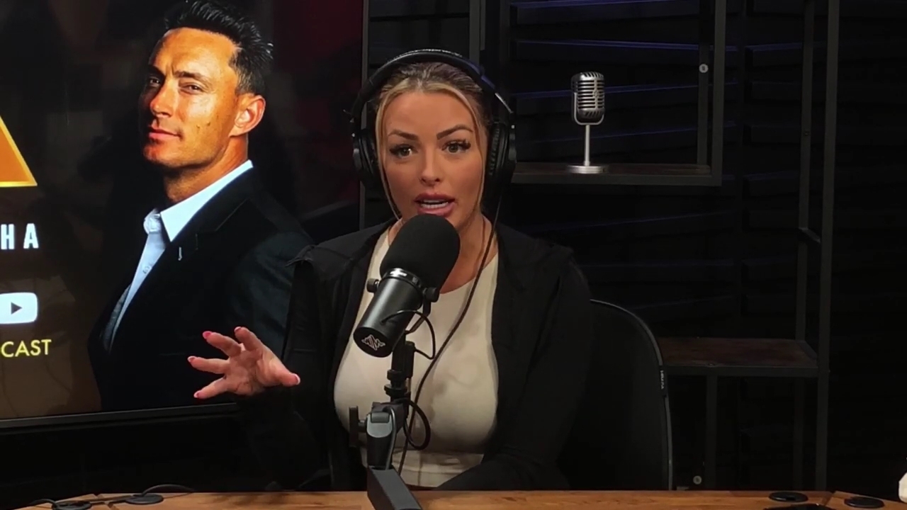 x2mate_com-Ep_15_-_Power_Alphas_Podcast__Chris_Van_Vliet___Mandy_Rose__mp41045.jpg