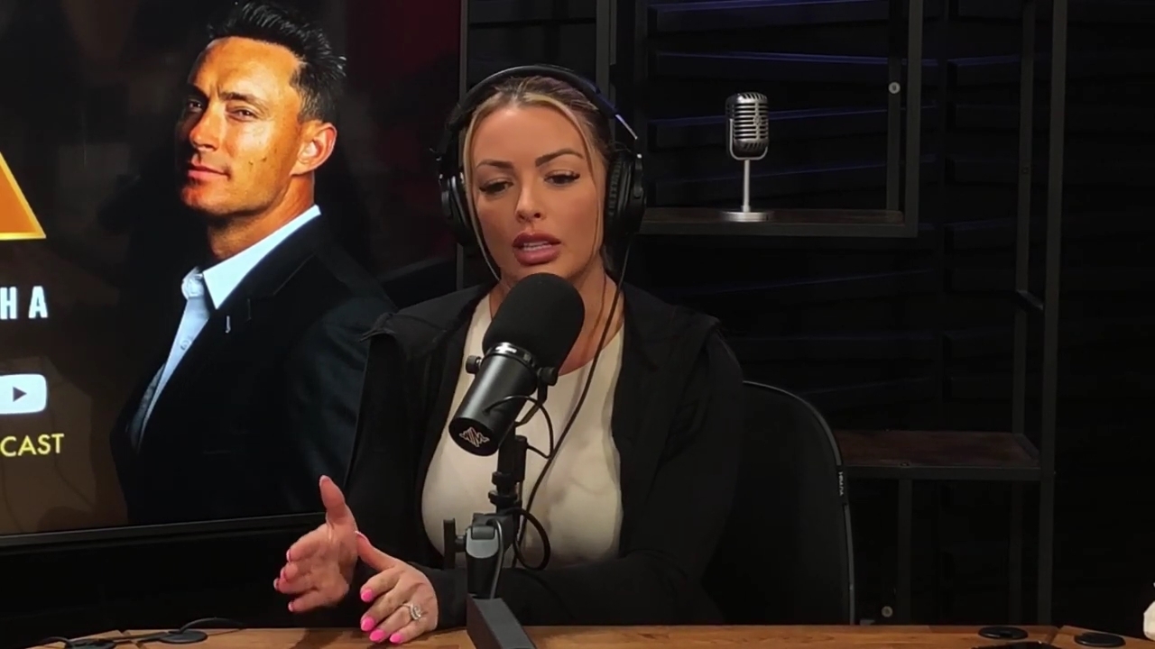 x2mate_com-Ep_15_-_Power_Alphas_Podcast__Chris_Van_Vliet___Mandy_Rose__mp41051.jpg