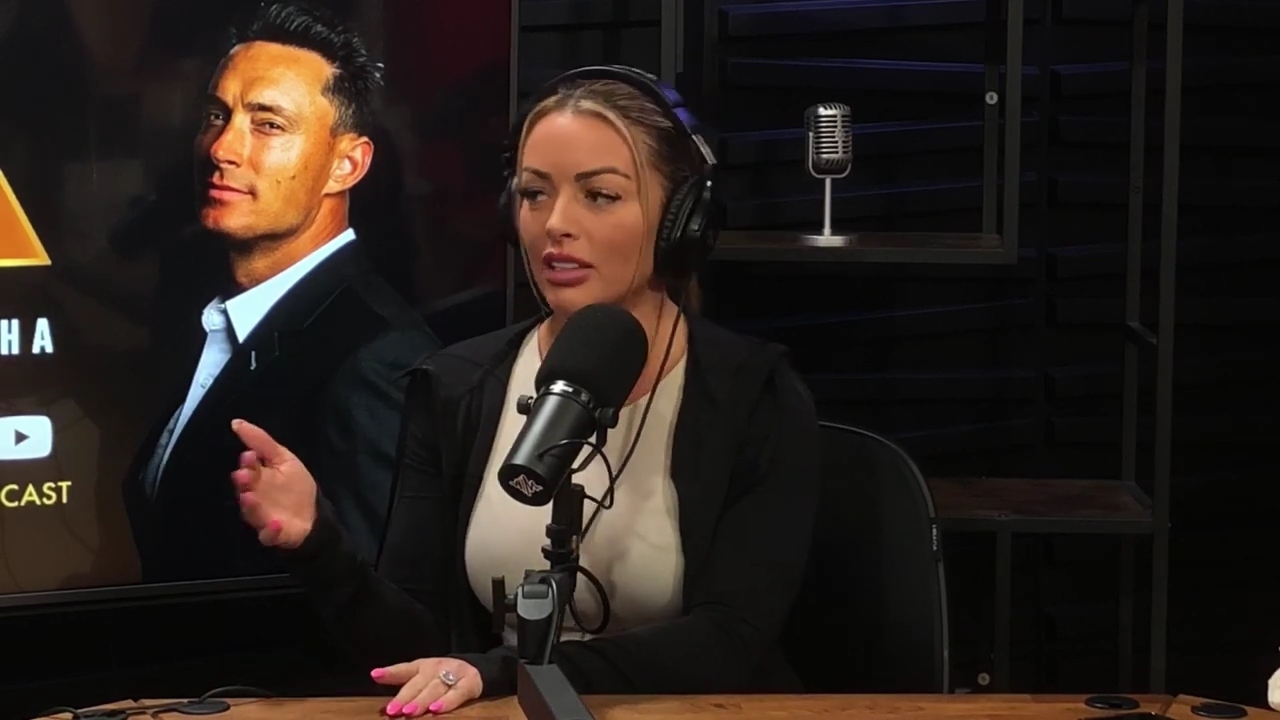 x2mate_com-Ep_15_-_Power_Alphas_Podcast__Chris_Van_Vliet___Mandy_Rose__mp41054.jpg