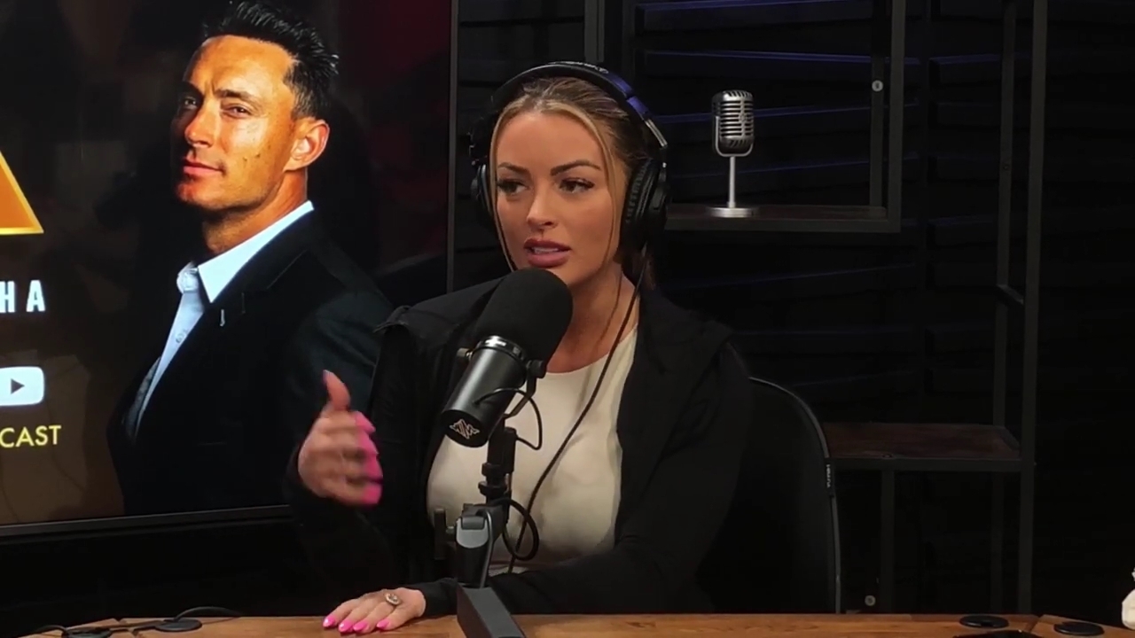 x2mate_com-Ep_15_-_Power_Alphas_Podcast__Chris_Van_Vliet___Mandy_Rose__mp41056.jpg
