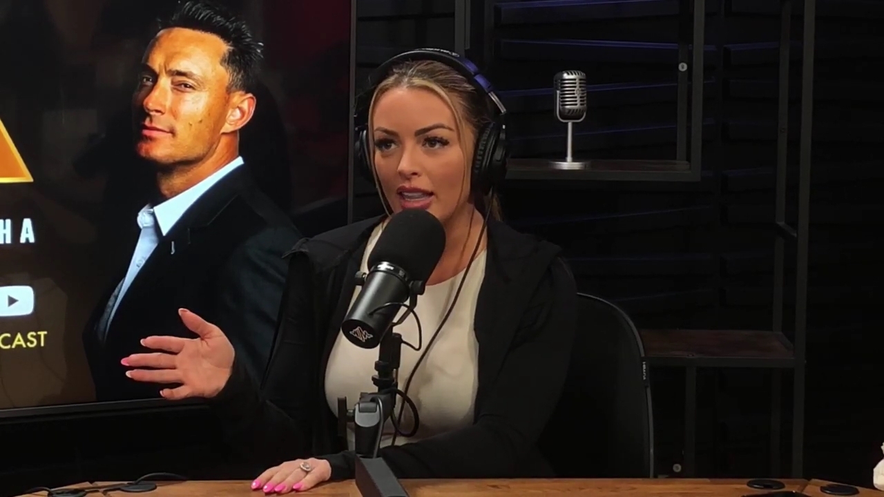 x2mate_com-Ep_15_-_Power_Alphas_Podcast__Chris_Van_Vliet___Mandy_Rose__mp41057.jpg