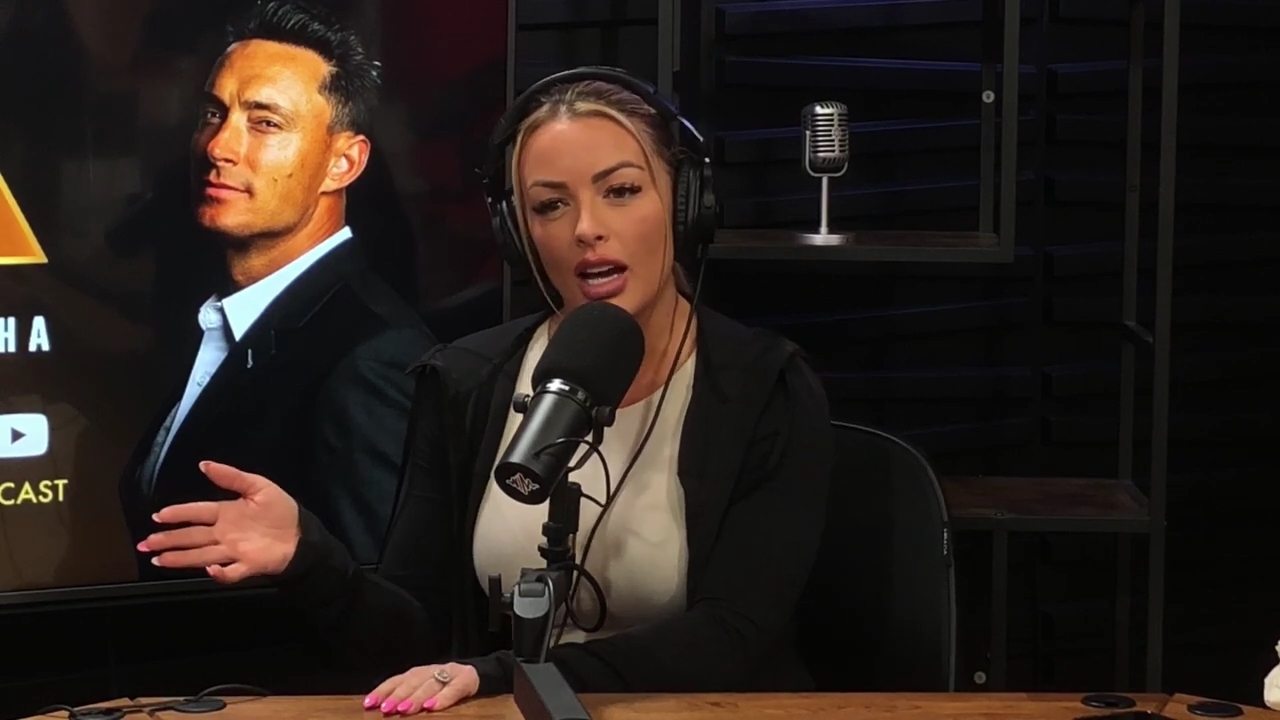x2mate_com-Ep_15_-_Power_Alphas_Podcast__Chris_Van_Vliet___Mandy_Rose__mp41058.jpg
