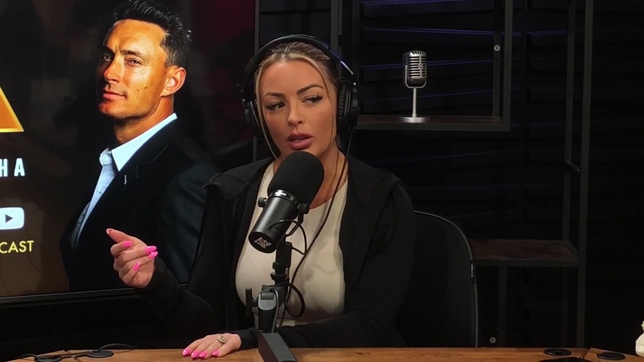 x2mate_com-Ep_15_-_Power_Alphas_Podcast__Chris_Van_Vliet___Mandy_Rose__mp41060.jpg