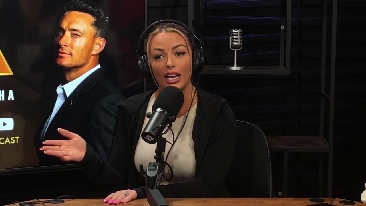 x2mate_com-Ep_15_-_Power_Alphas_Podcast__Chris_Van_Vliet___Mandy_Rose__mp41061.jpg
