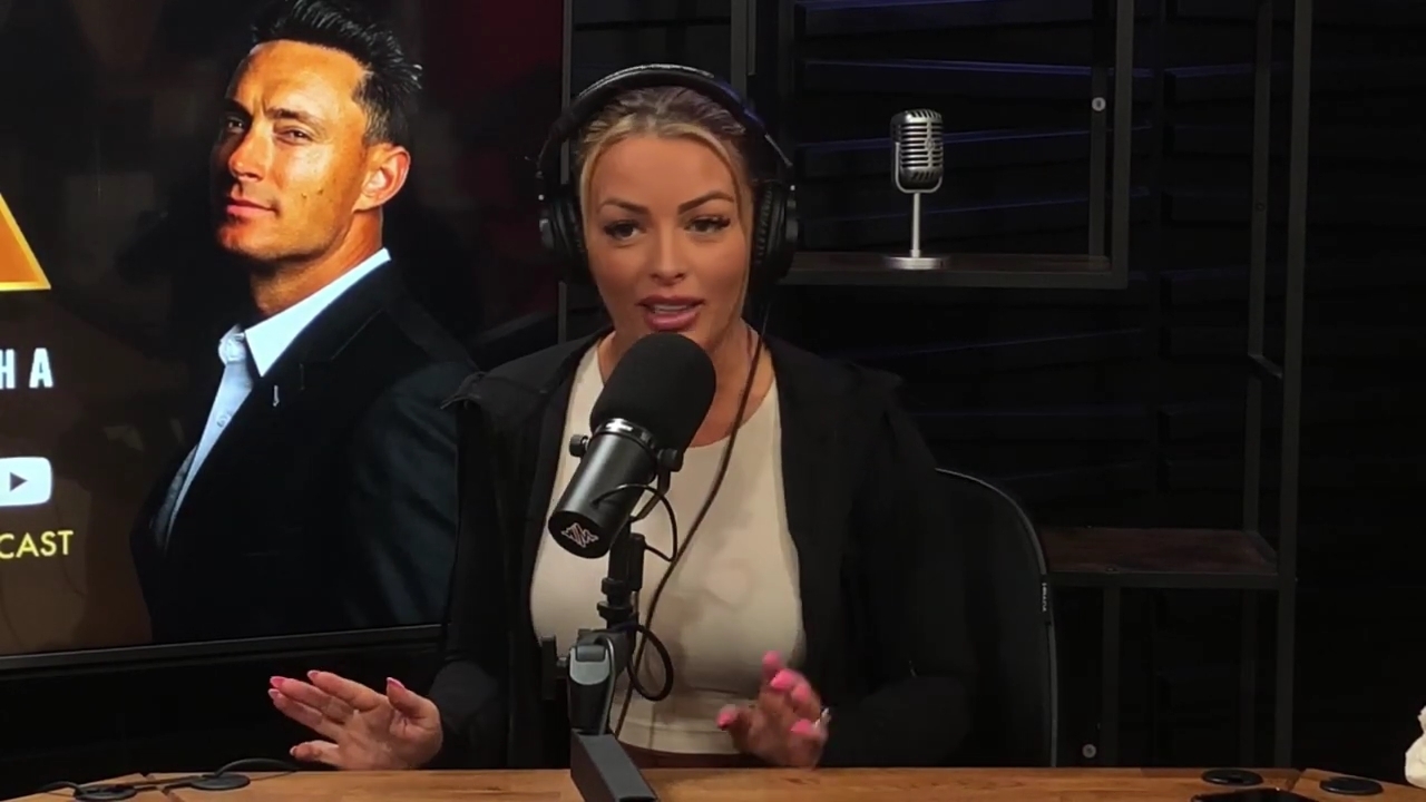 x2mate_com-Ep_15_-_Power_Alphas_Podcast__Chris_Van_Vliet___Mandy_Rose__mp41067.jpg