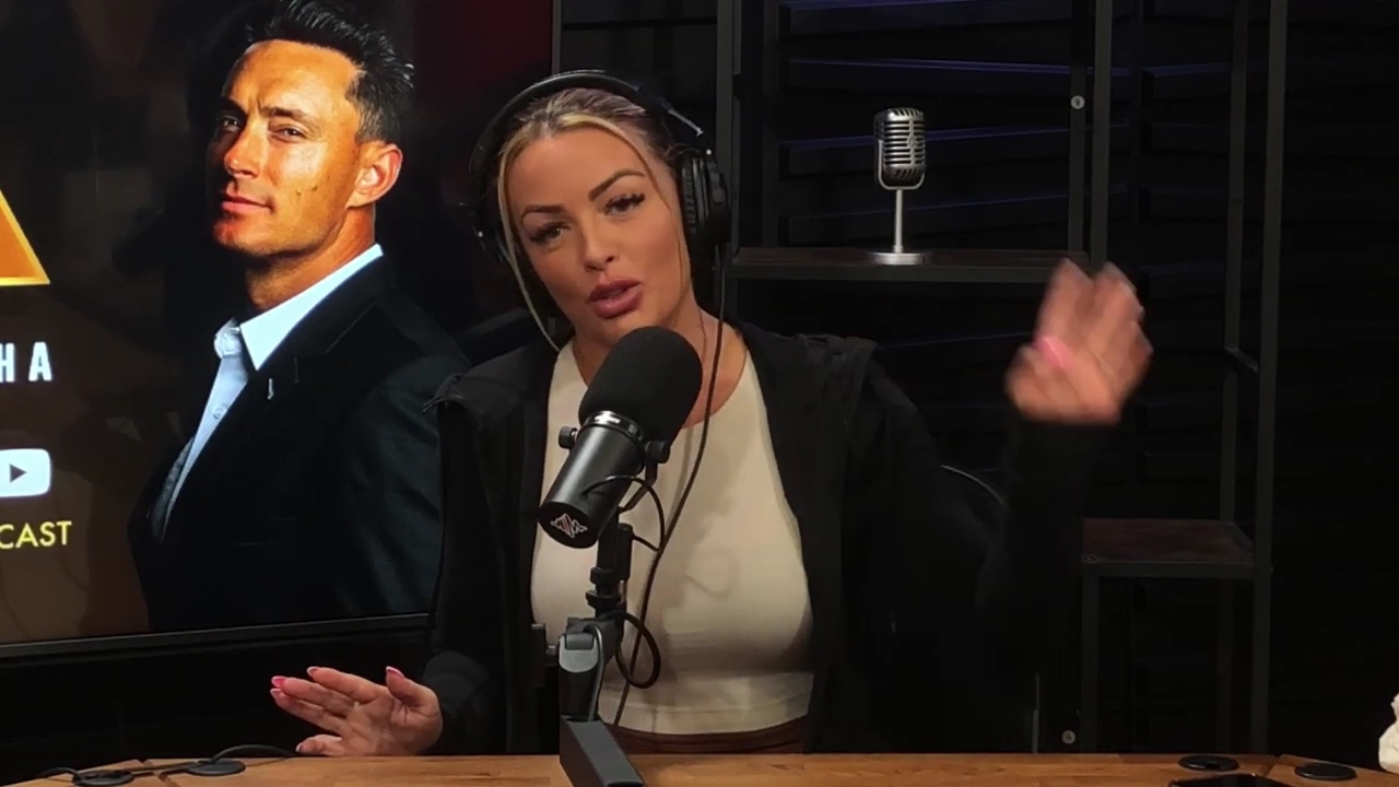 x2mate_com-Ep_15_-_Power_Alphas_Podcast__Chris_Van_Vliet___Mandy_Rose__mp41068.jpg