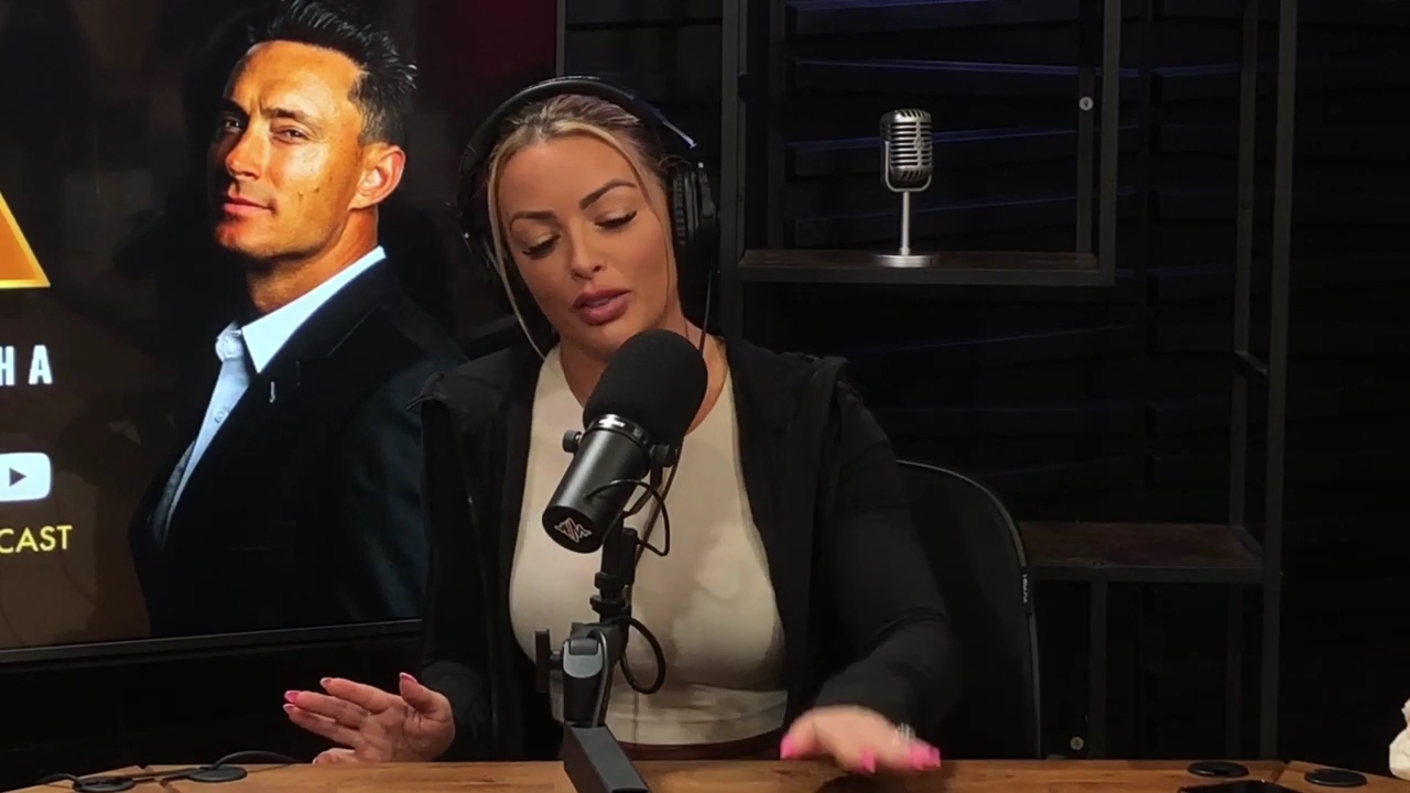 x2mate_com-Ep_15_-_Power_Alphas_Podcast__Chris_Van_Vliet___Mandy_Rose__mp41069.jpg