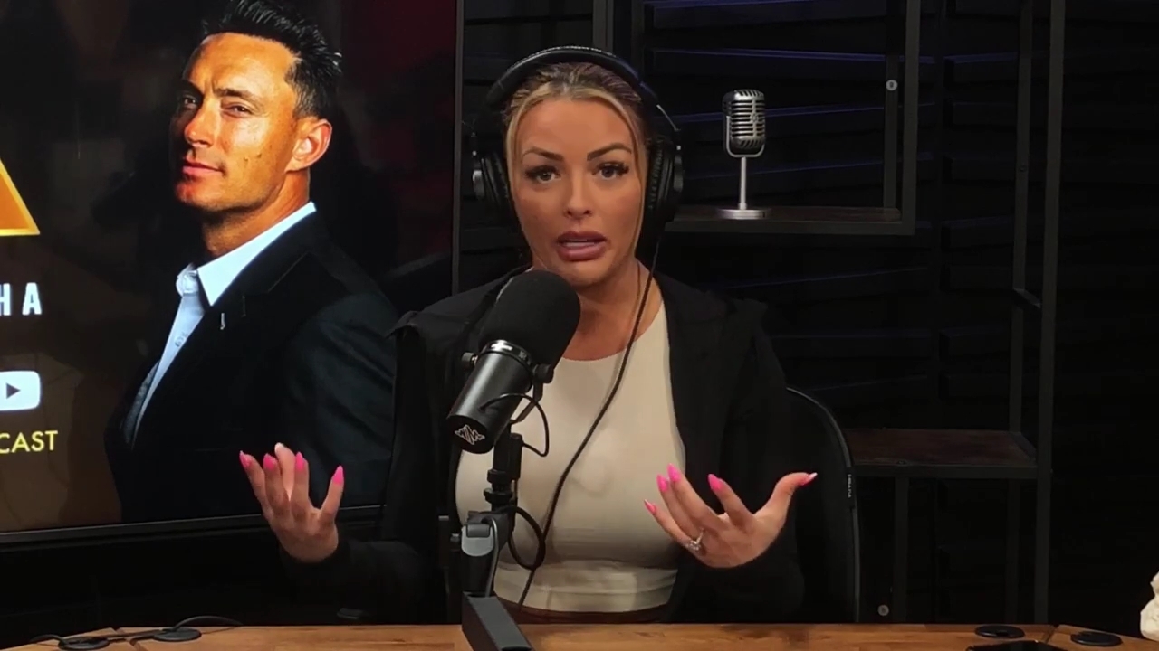 x2mate_com-Ep_15_-_Power_Alphas_Podcast__Chris_Van_Vliet___Mandy_Rose__mp41083.jpg