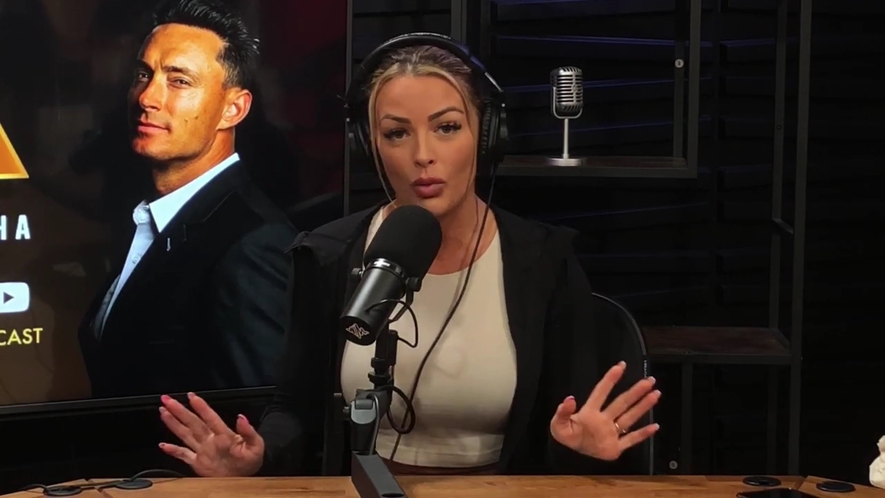 x2mate_com-Ep_15_-_Power_Alphas_Podcast__Chris_Van_Vliet___Mandy_Rose__mp41106.jpg