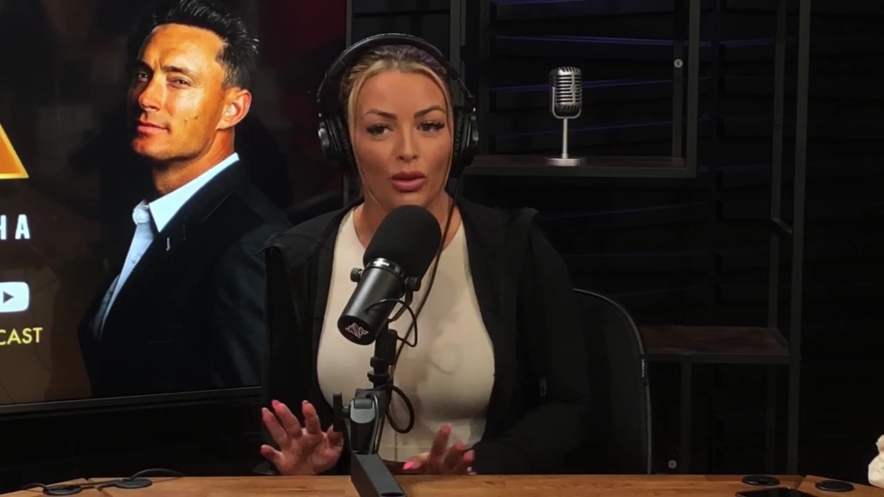 x2mate_com-Ep_15_-_Power_Alphas_Podcast__Chris_Van_Vliet___Mandy_Rose__mp41107.jpg