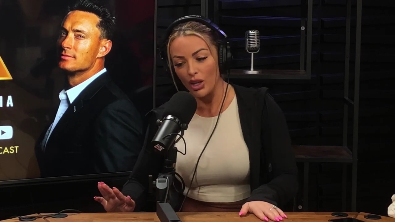 x2mate_com-Ep_15_-_Power_Alphas_Podcast__Chris_Van_Vliet___Mandy_Rose__mp41109.jpg