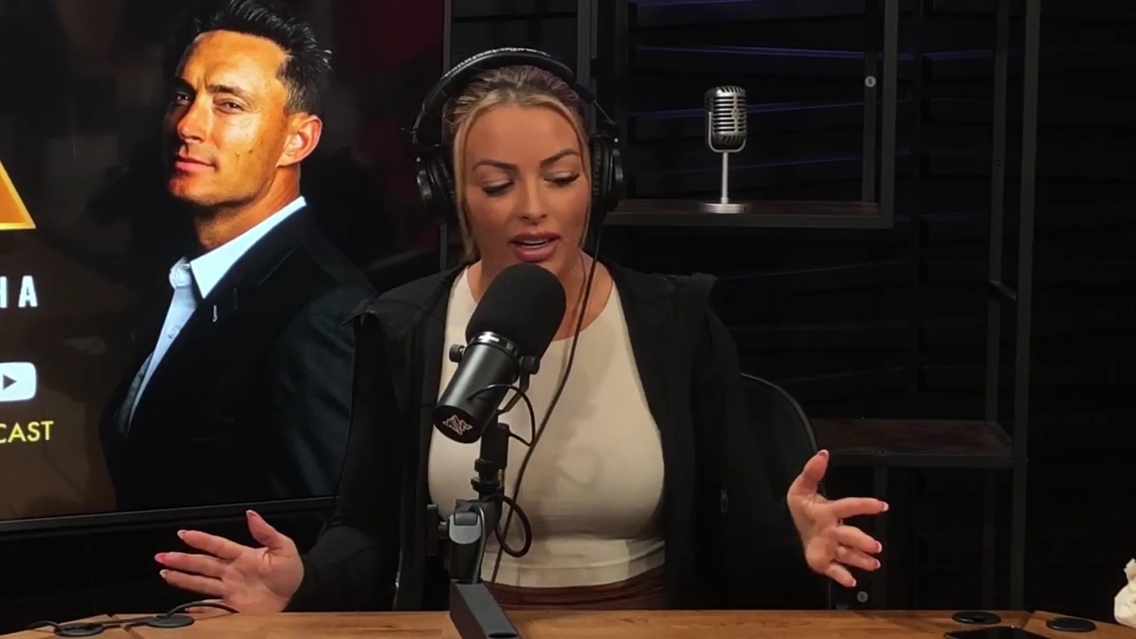 x2mate_com-Ep_15_-_Power_Alphas_Podcast__Chris_Van_Vliet___Mandy_Rose__mp41111.jpg
