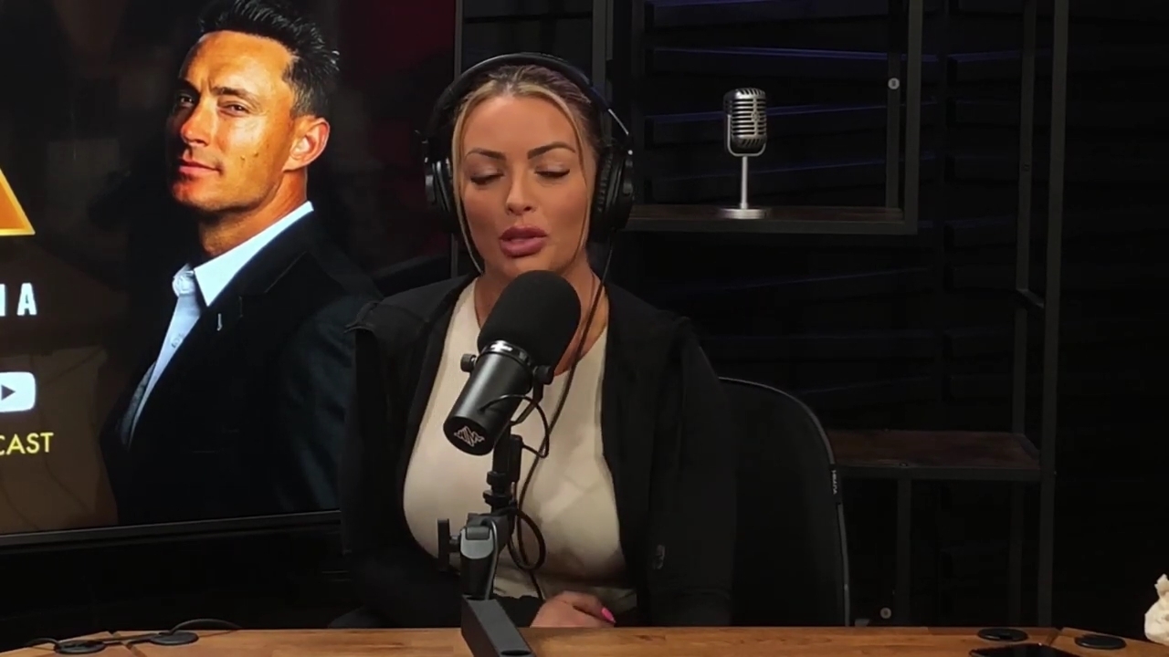 x2mate_com-Ep_15_-_Power_Alphas_Podcast__Chris_Van_Vliet___Mandy_Rose__mp41116.jpg