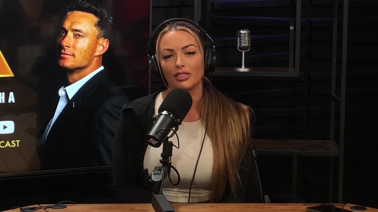x2mate_com-Ep_15_-_Power_Alphas_Podcast__Chris_Van_Vliet___Mandy_Rose__mp41390.jpg