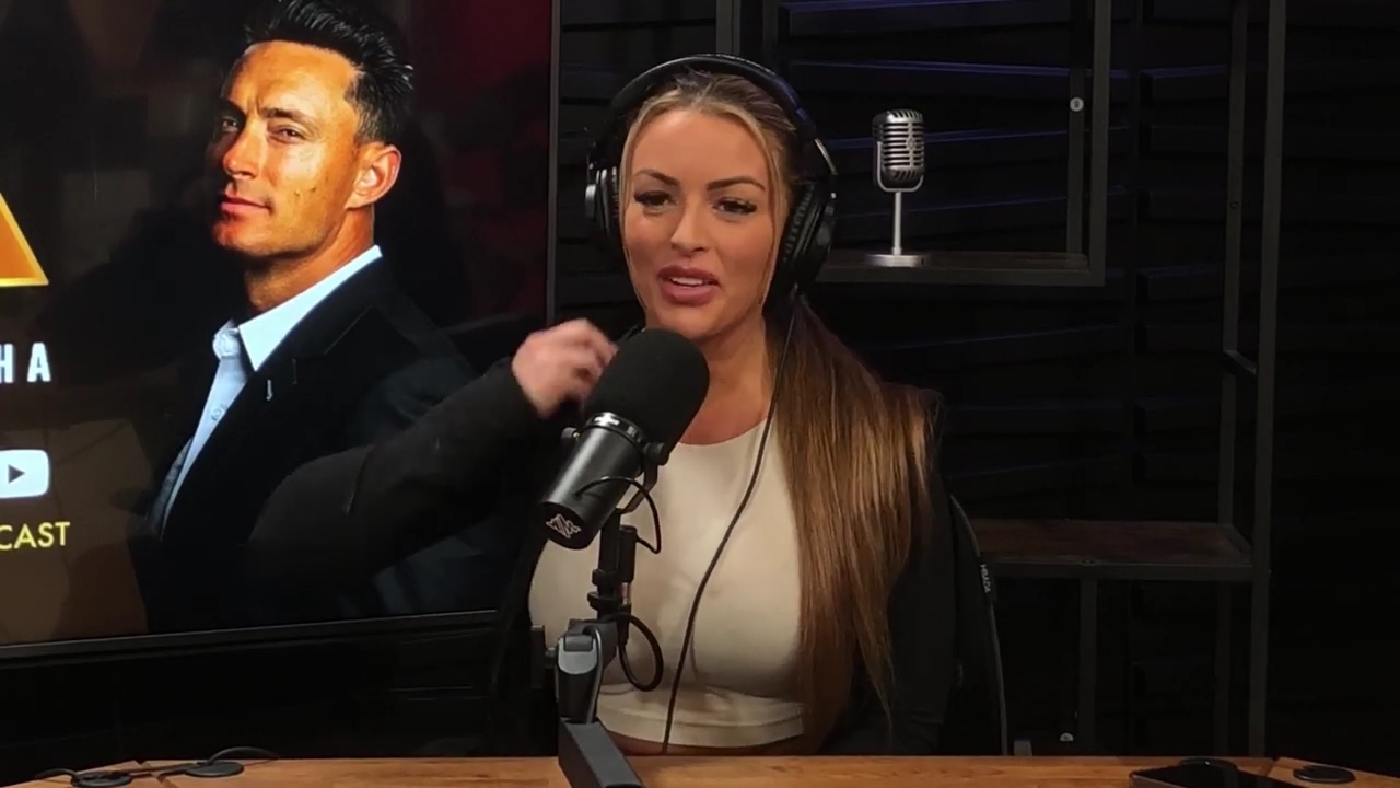 x2mate_com-Ep_15_-_Power_Alphas_Podcast__Chris_Van_Vliet___Mandy_Rose__mp41467.jpg