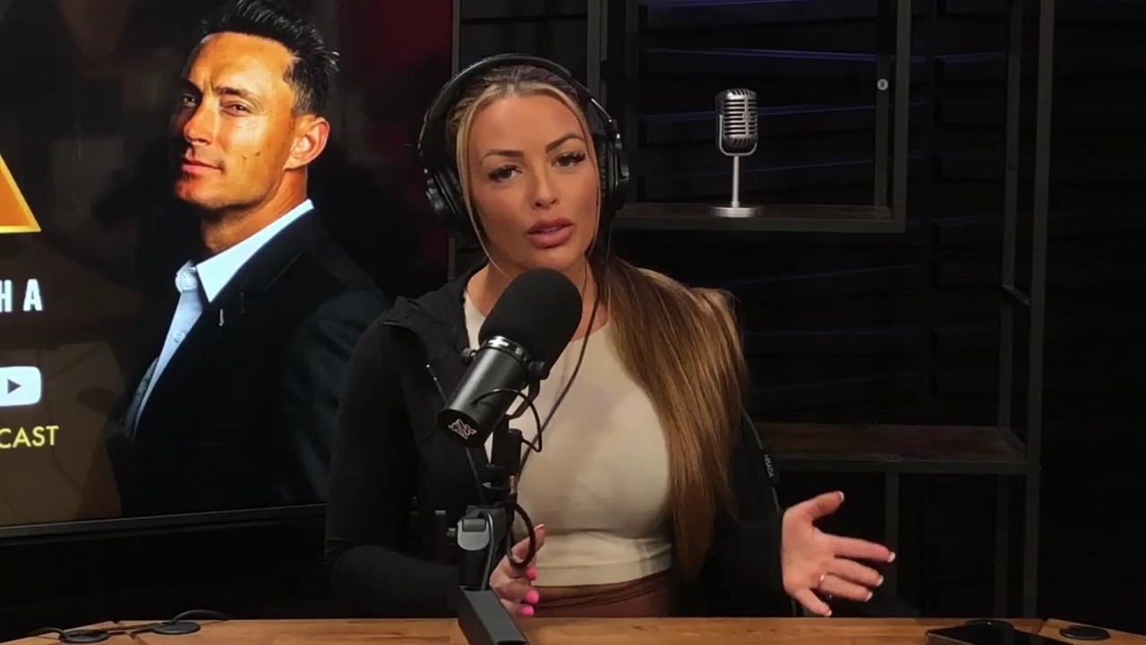 x2mate_com-Ep_15_-_Power_Alphas_Podcast__Chris_Van_Vliet___Mandy_Rose__mp41474.jpg