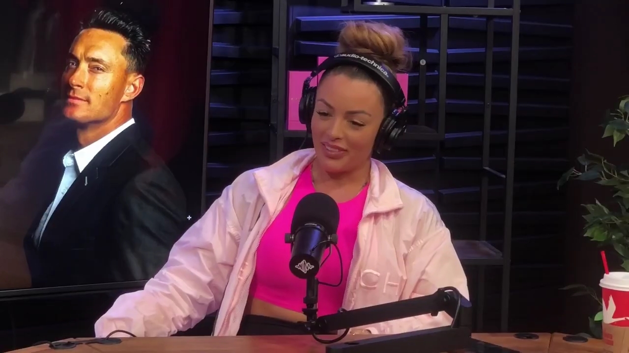 x2mate_com-Ep_16_-_Power_Alphas_Podcast__Relationship_Advice___Mandy_Saccomano__mp41513.jpg