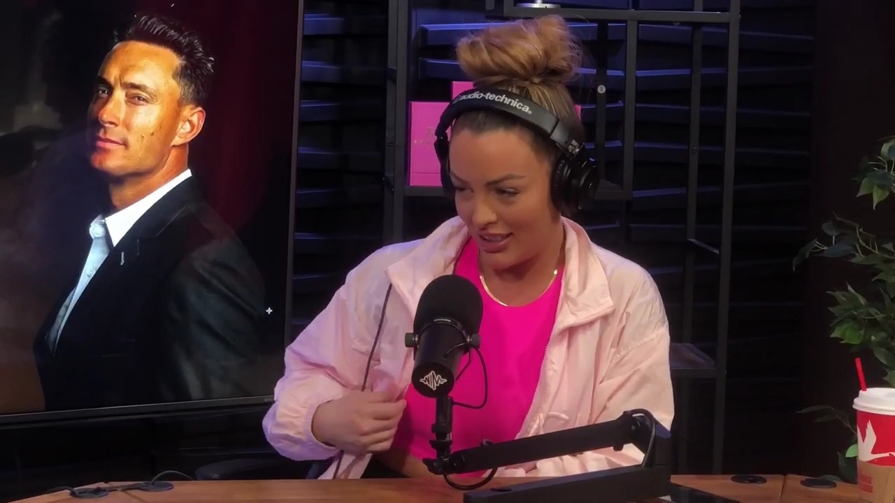 x2mate_com-Ep_16_-_Power_Alphas_Podcast__Relationship_Advice___Mandy_Saccomano__mp41519.jpg