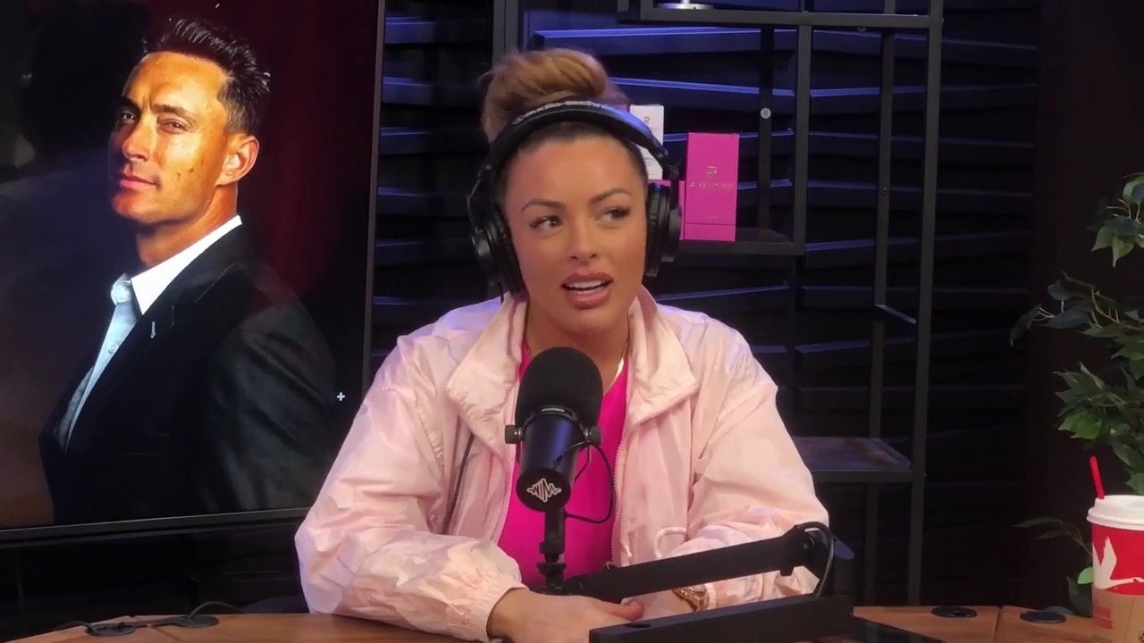 x2mate_com-Ep_16_-_Power_Alphas_Podcast__Relationship_Advice___Mandy_Saccomano__mp41554.jpg