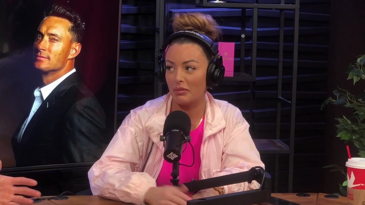 x2mate_com-Ep_16_-_Power_Alphas_Podcast__Relationship_Advice___Mandy_Saccomano__mp41626.jpg