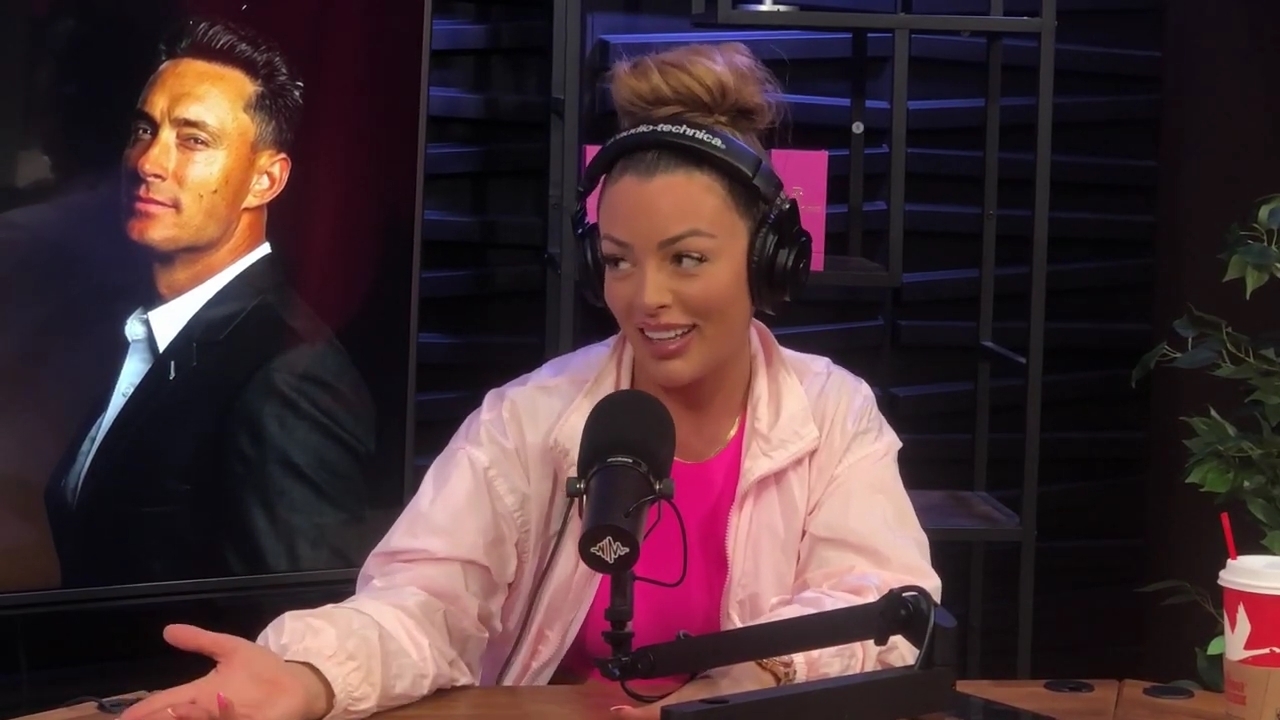 x2mate_com-Ep_16_-_Power_Alphas_Podcast__Relationship_Advice___Mandy_Saccomano__mp41635.jpg