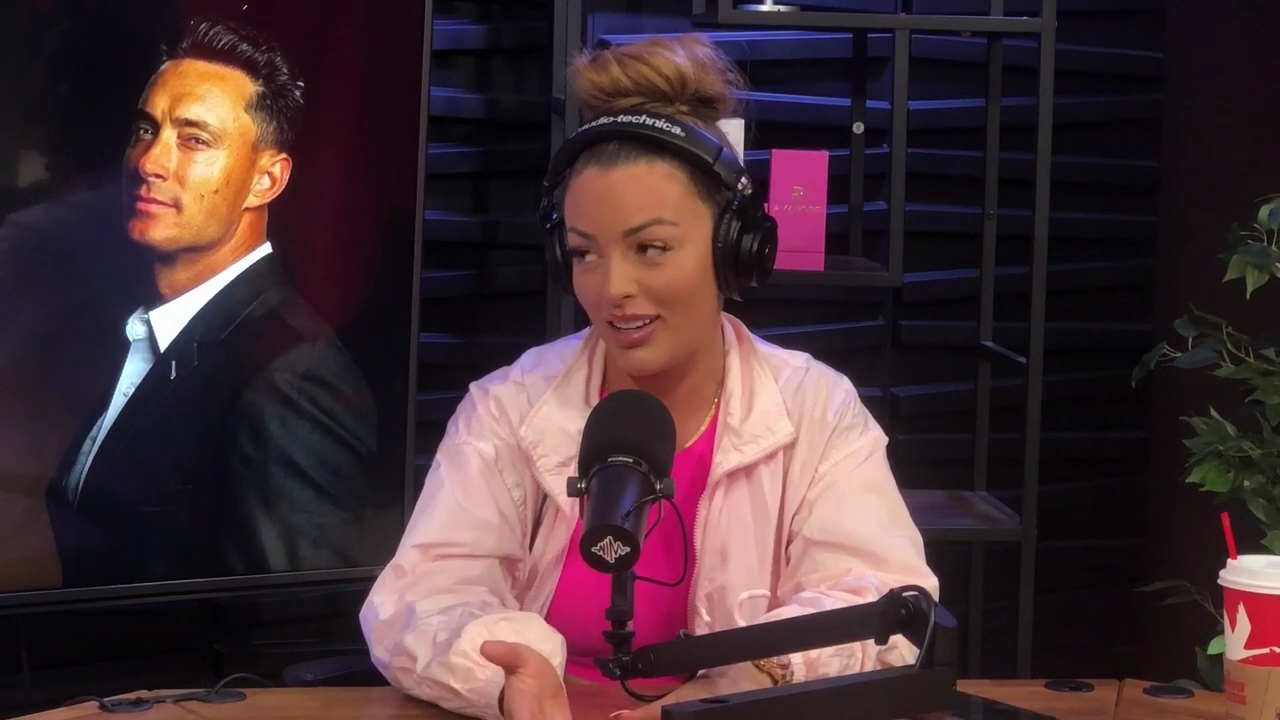 x2mate_com-Ep_16_-_Power_Alphas_Podcast__Relationship_Advice___Mandy_Saccomano__mp41636.jpg