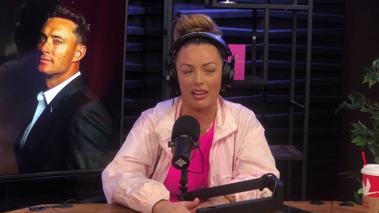 x2mate_com-Ep_16_-_Power_Alphas_Podcast__Relationship_Advice___Mandy_Saccomano__mp41641.jpg