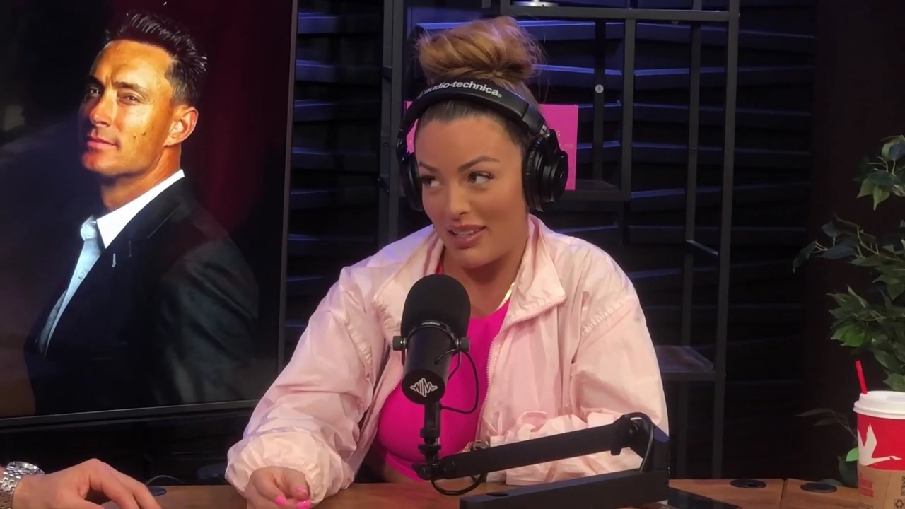 x2mate_com-Ep_16_-_Power_Alphas_Podcast__Relationship_Advice___Mandy_Saccomano__mp41694.jpg