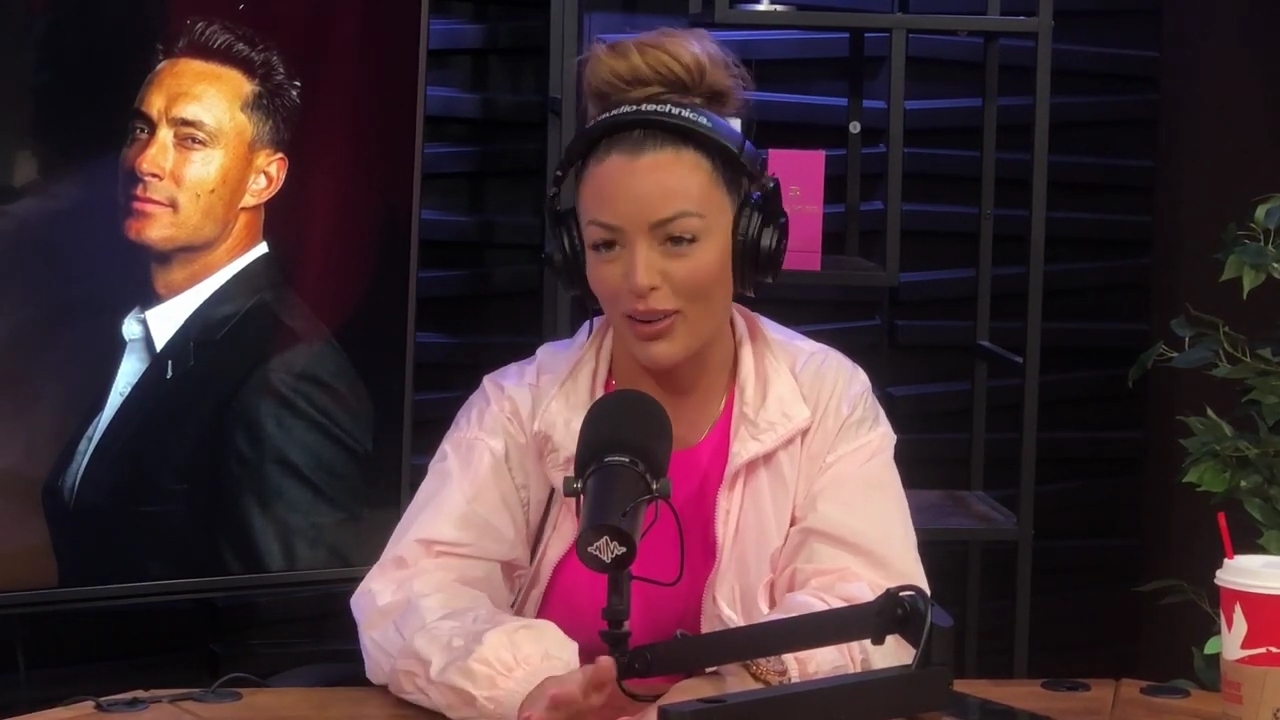 x2mate_com-Ep_16_-_Power_Alphas_Podcast__Relationship_Advice___Mandy_Saccomano__mp41755.jpg