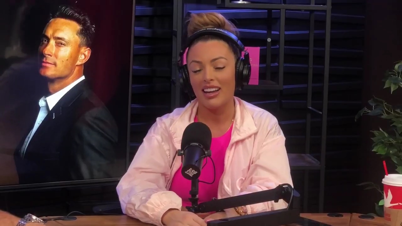 x2mate_com-Ep_16_-_Power_Alphas_Podcast__Relationship_Advice___Mandy_Saccomano__mp41765.jpg