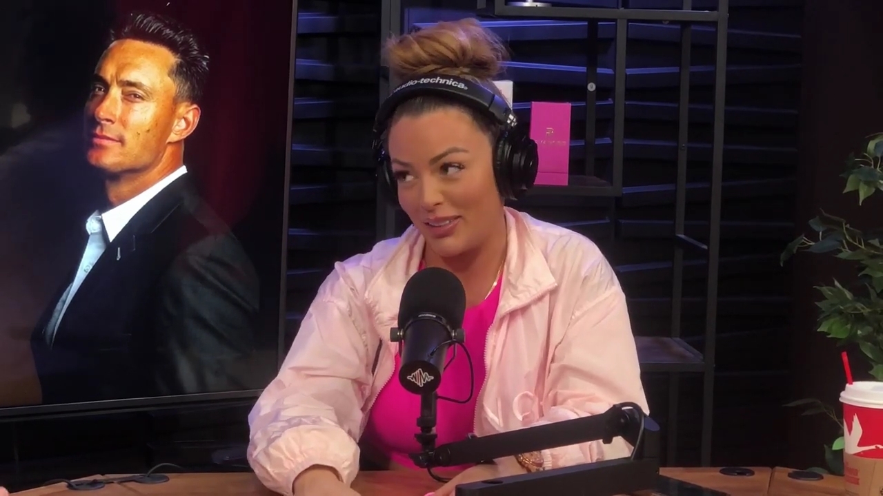 x2mate_com-Ep_16_-_Power_Alphas_Podcast__Relationship_Advice___Mandy_Saccomano__mp41769.jpg