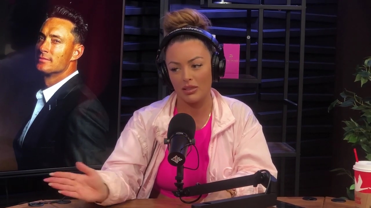 x2mate_com-Ep_16_-_Power_Alphas_Podcast__Relationship_Advice___Mandy_Saccomano__mp41919.jpg