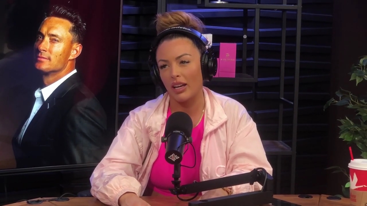 x2mate_com-Ep_16_-_Power_Alphas_Podcast__Relationship_Advice___Mandy_Saccomano__mp41924.jpg